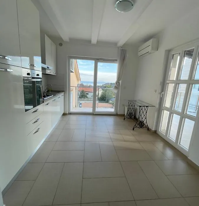 Villa Lina-1
