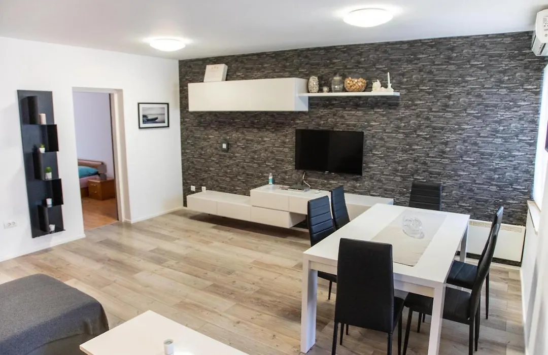 Apartments Jaklin Rovinj-1