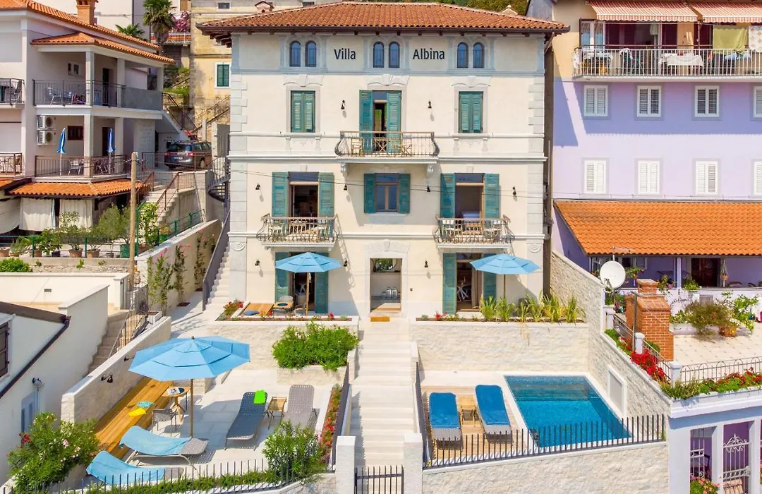 Villa Albina-1