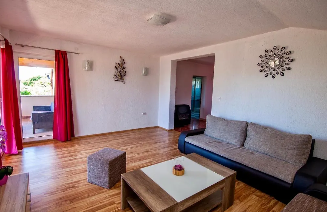 Villa Anita-1