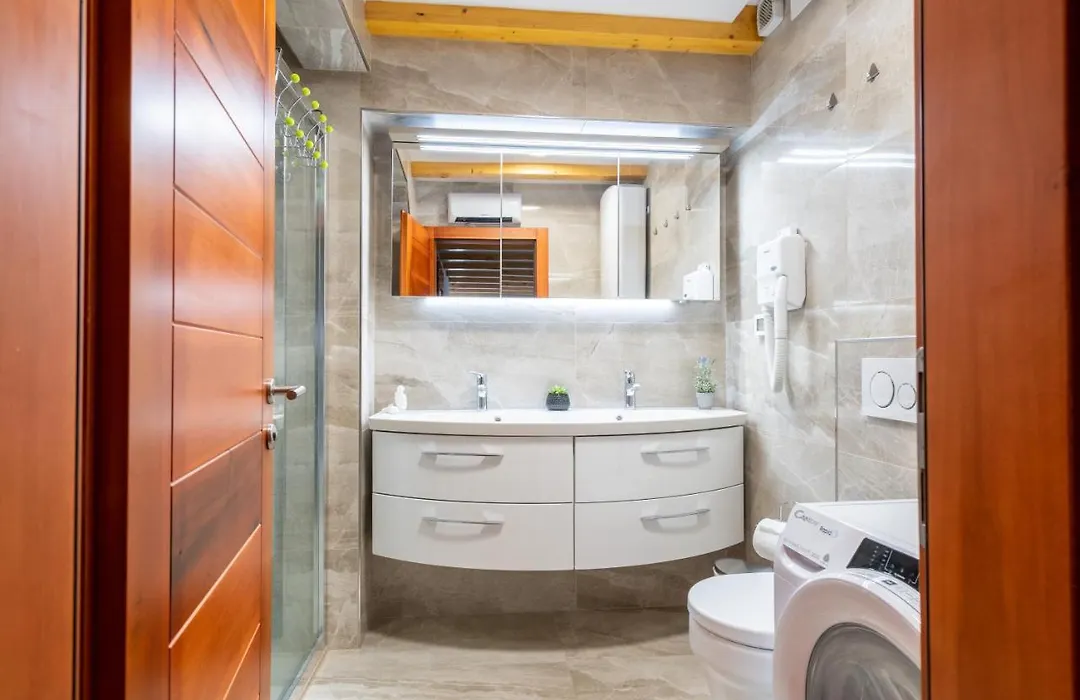 Mediterranea Suite-1