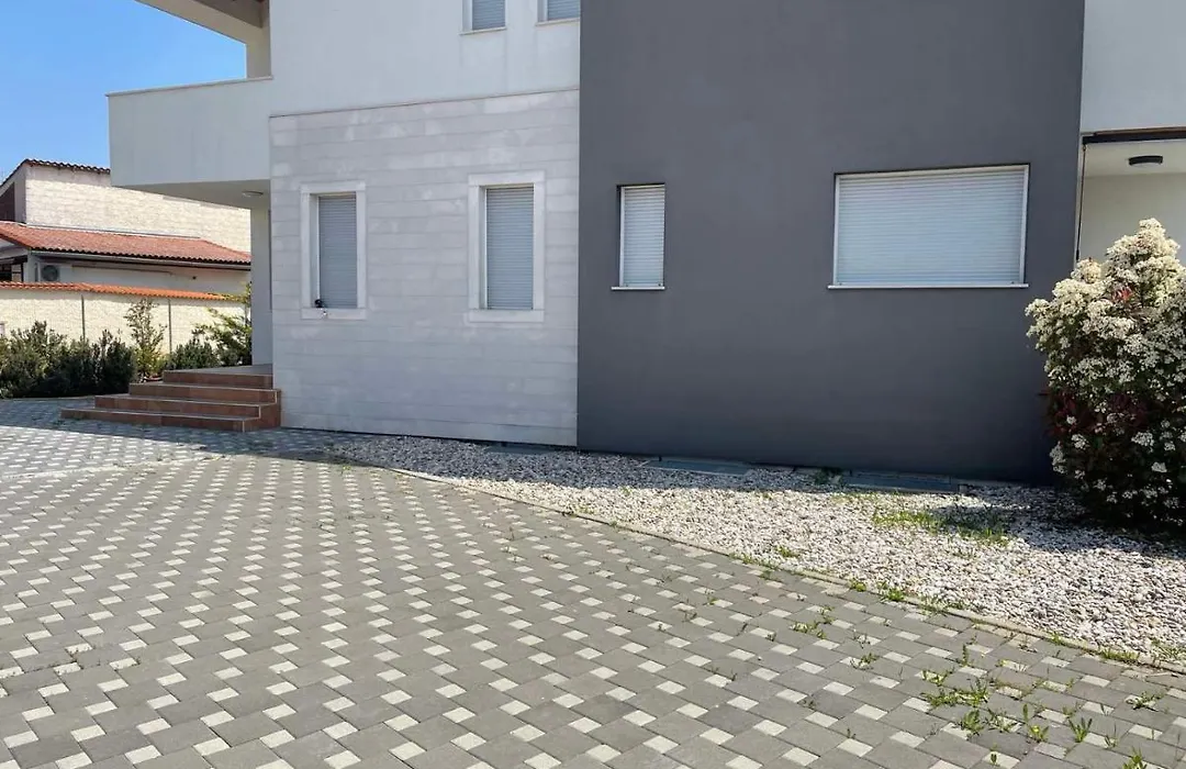 Apartments Peti-1