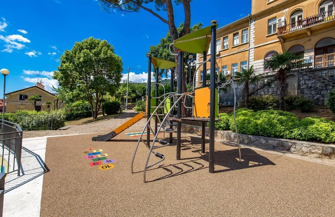 Nice Apartment In Opatija With 1 Bedrooms-1