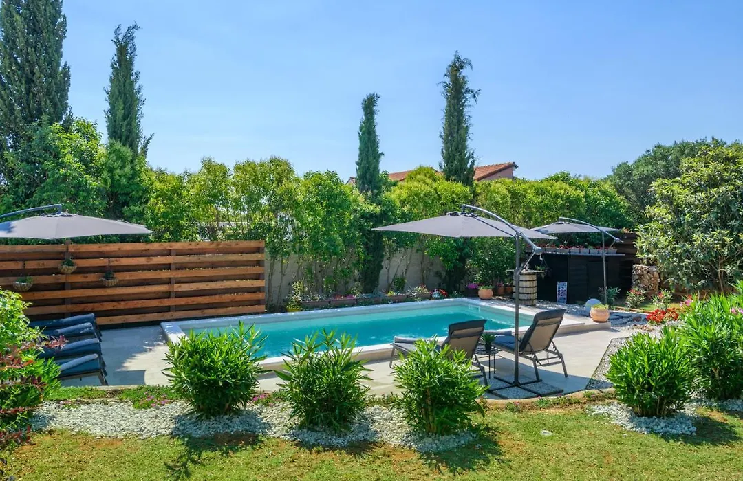 Haus Rustica-1