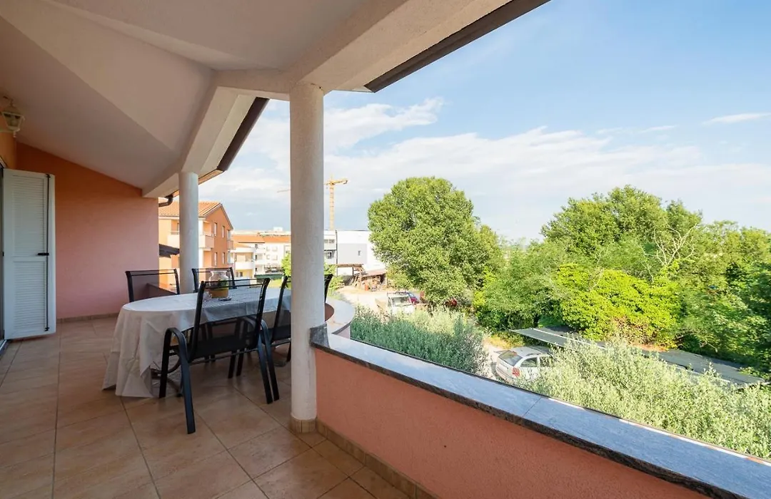 House With Apartments Dragica-1