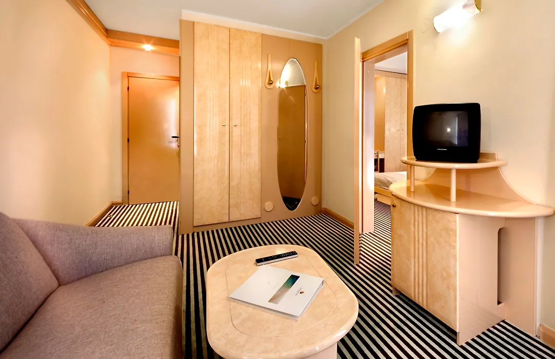 Hotel Istra Plava Laguna-1