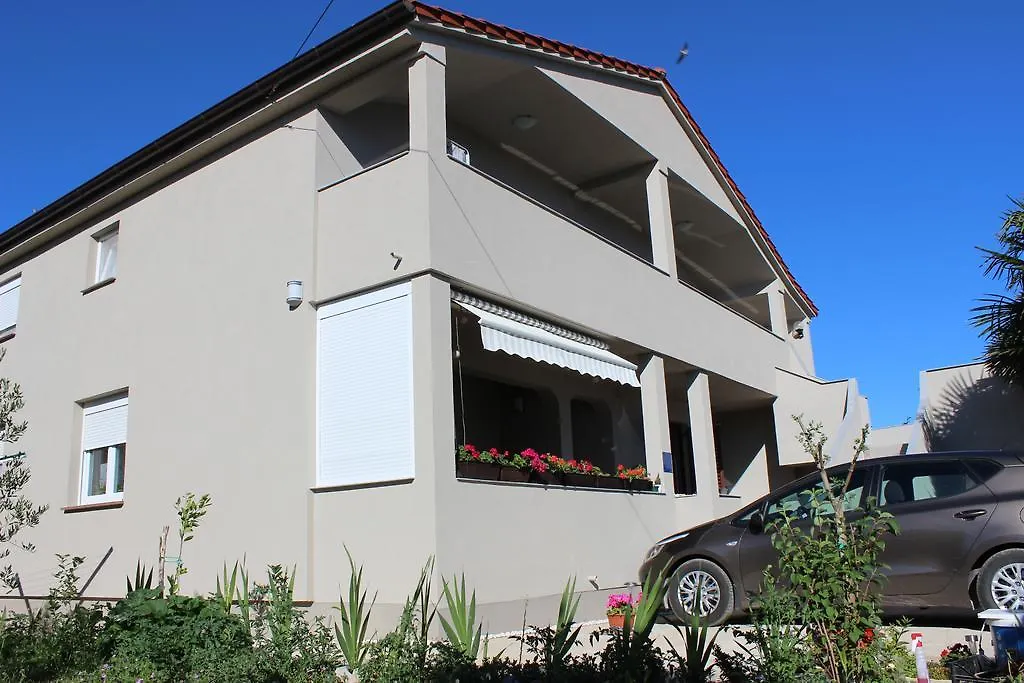 Apartments Pezic-1