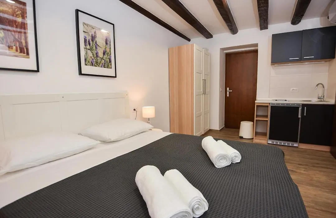 Old Town Rooms 1-1