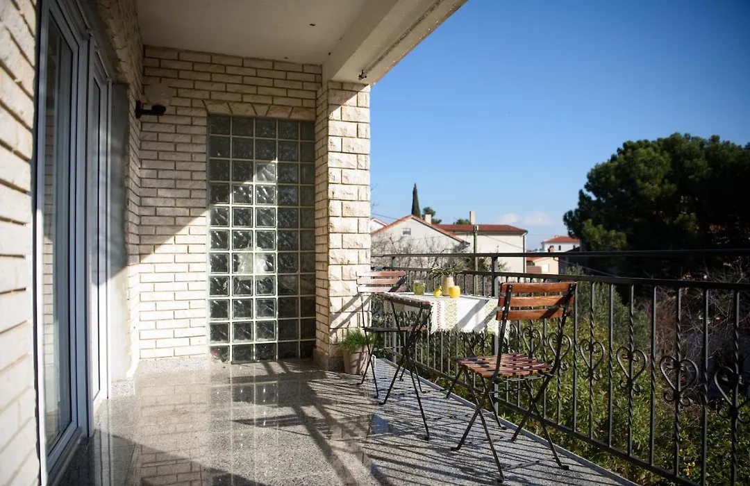 Villa Claudia Lemon Appartment-1