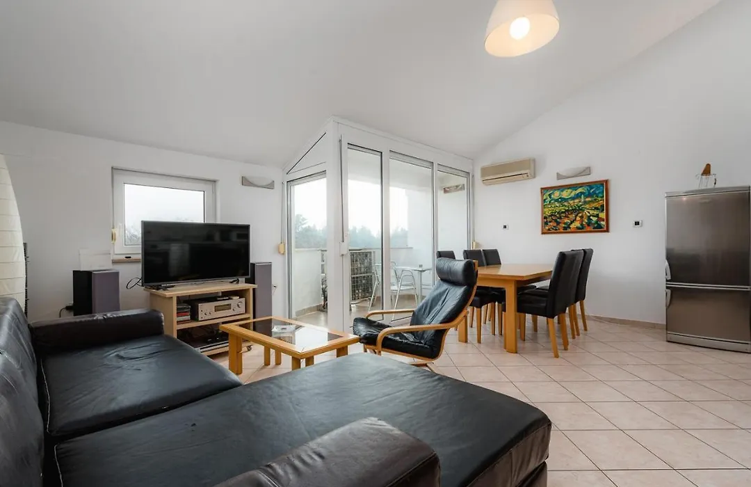 Apartment Branka - Monterol-1