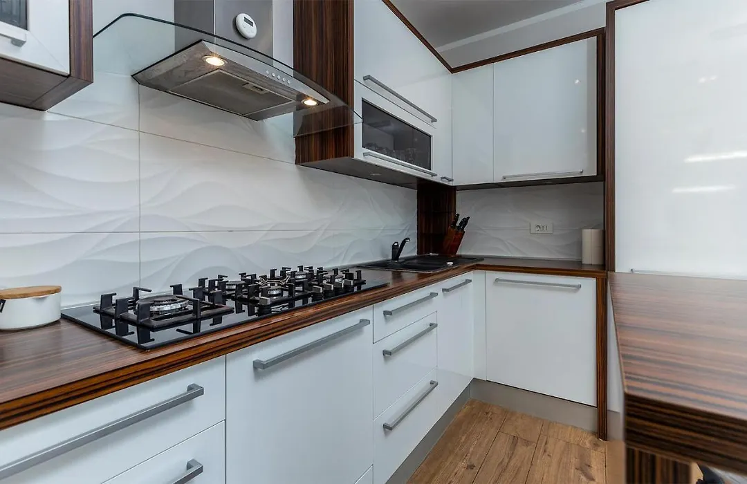 Stunning Apartment In Opatija With Wifi And 2 Bedrooms-1