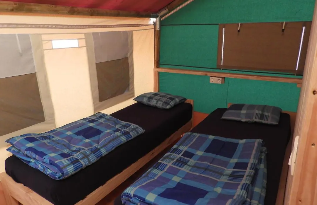 Drago Tours Lodge Tent Holiday Deluxe, Lanterna-1