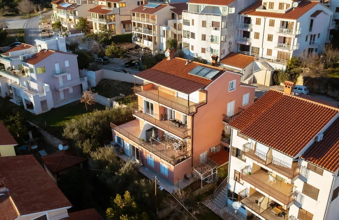 Apartments Oriana-1