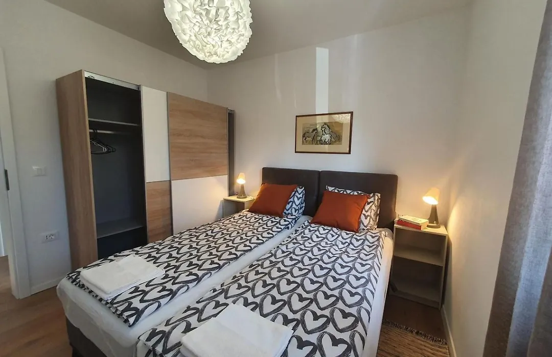 House Lucija Family Apartments For Max 6 Persons With Pool In Porec-1
