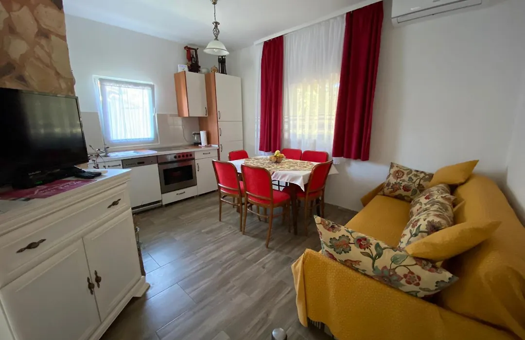 Holiday Home Sea La Vie-1