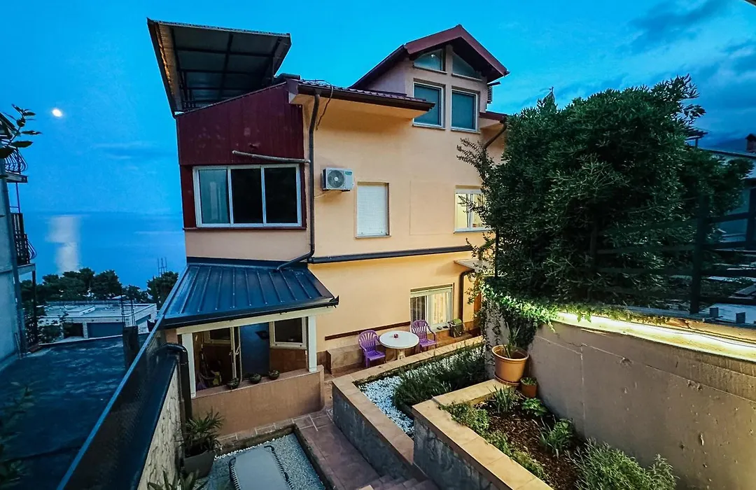 Apartmani JELENA Opatija-1