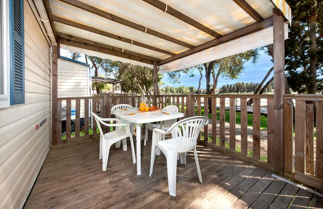Holiday Centre Bi Village - Glamping And Mobile Homes Lavanda-1