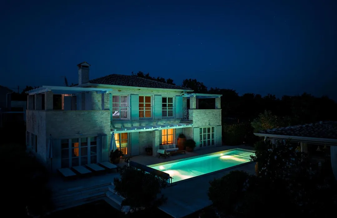 Villa Moonlight-1