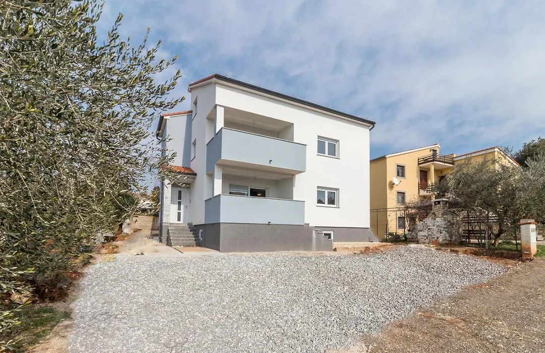 Apartments Mira-1