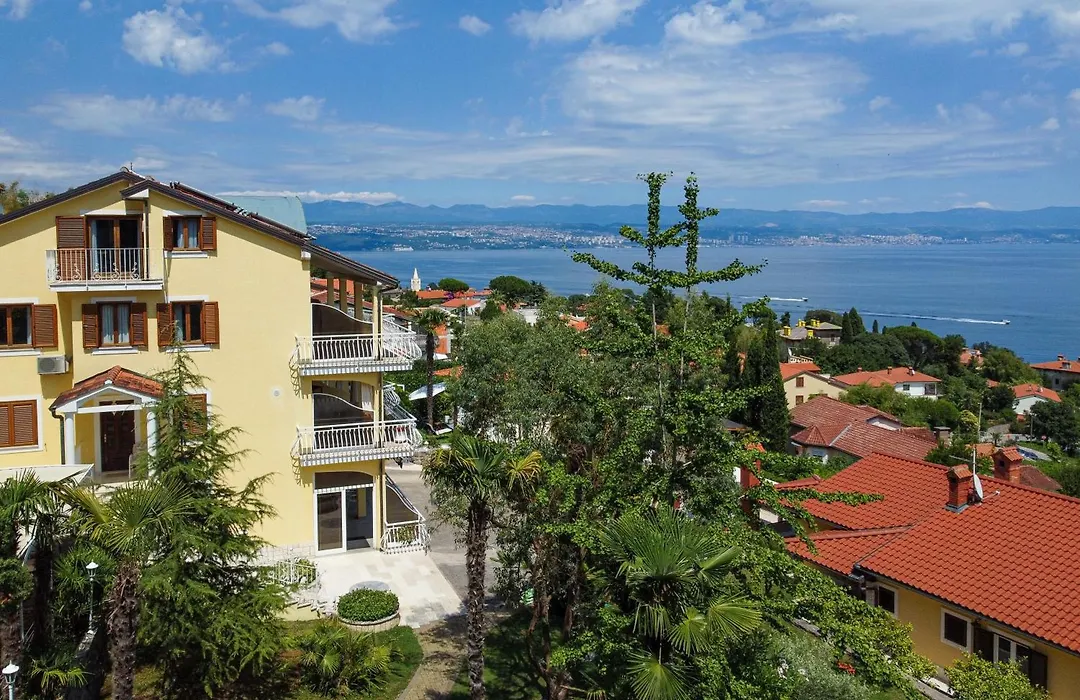 Villa Mona Lisa Lovran - Croatia-1