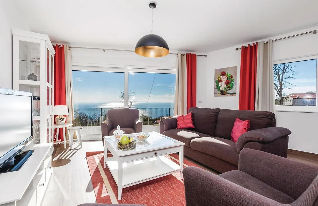 Three-Bedroom Holiday Home In Opatija-1