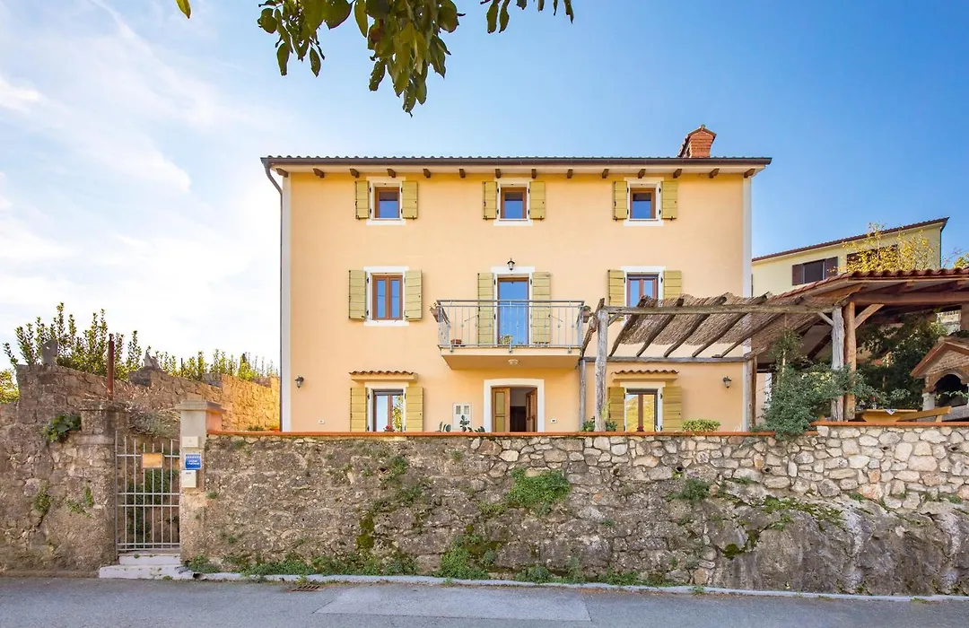 Anamaria Rustic Apartments-1