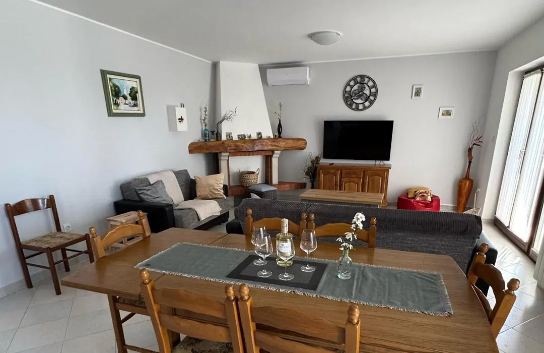Davorka, Spacious Apartment-1