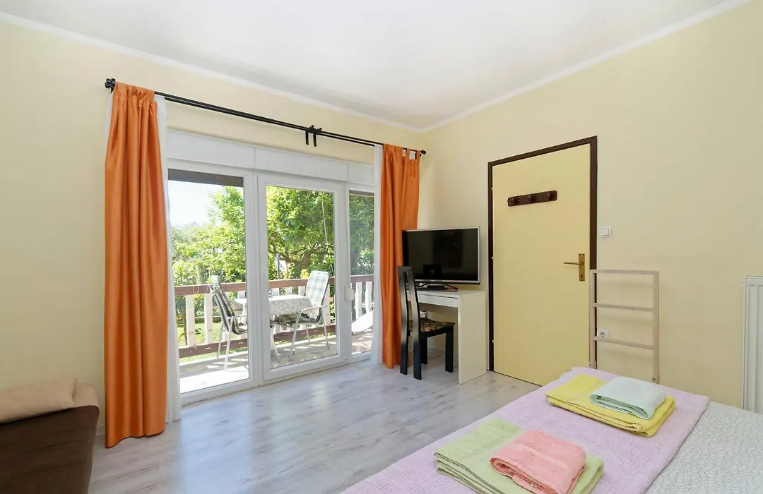 Apartment Darja By Rent Istria-1