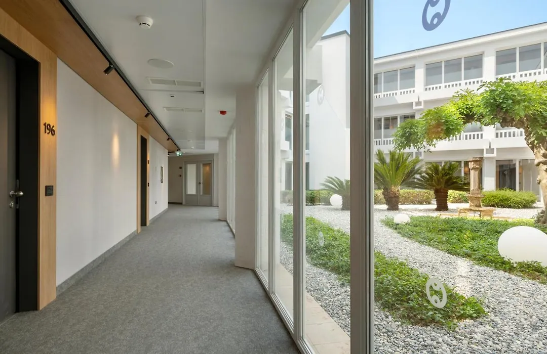Hotel Pelegrin Plava Laguna (Adults Only)-1