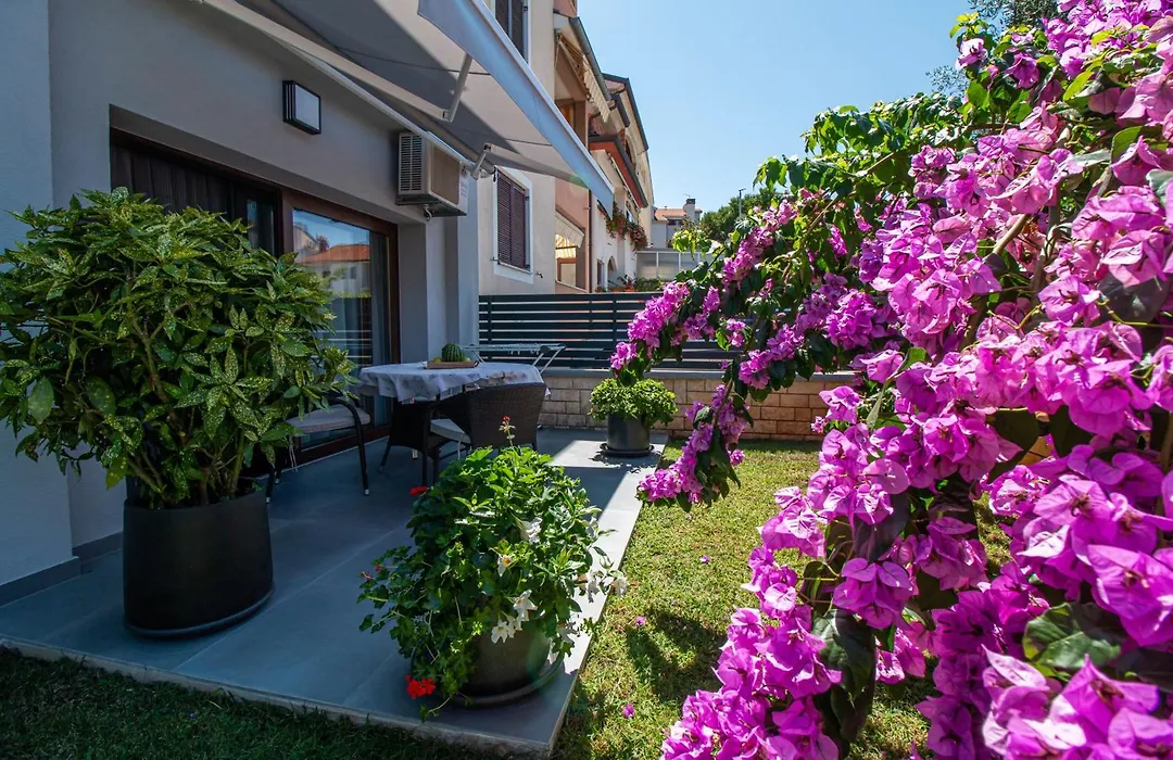 Apartments Mila-1