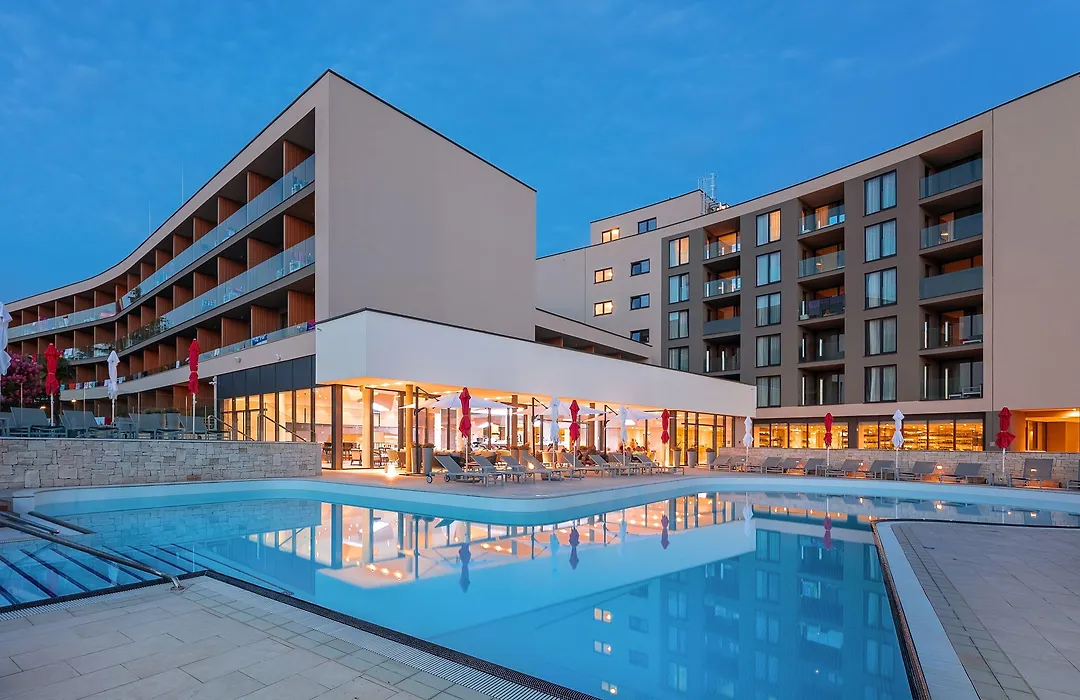 Garden Suites Park Plava Laguna-1