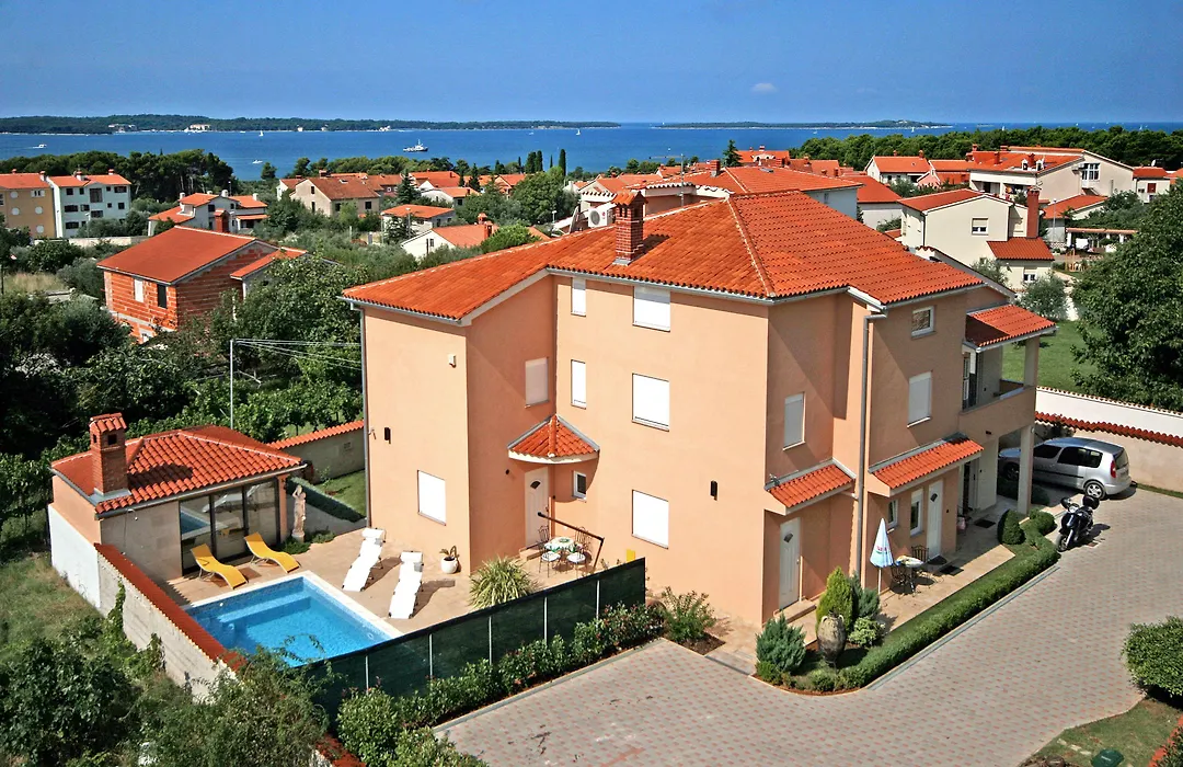 Villa Mihaela-1