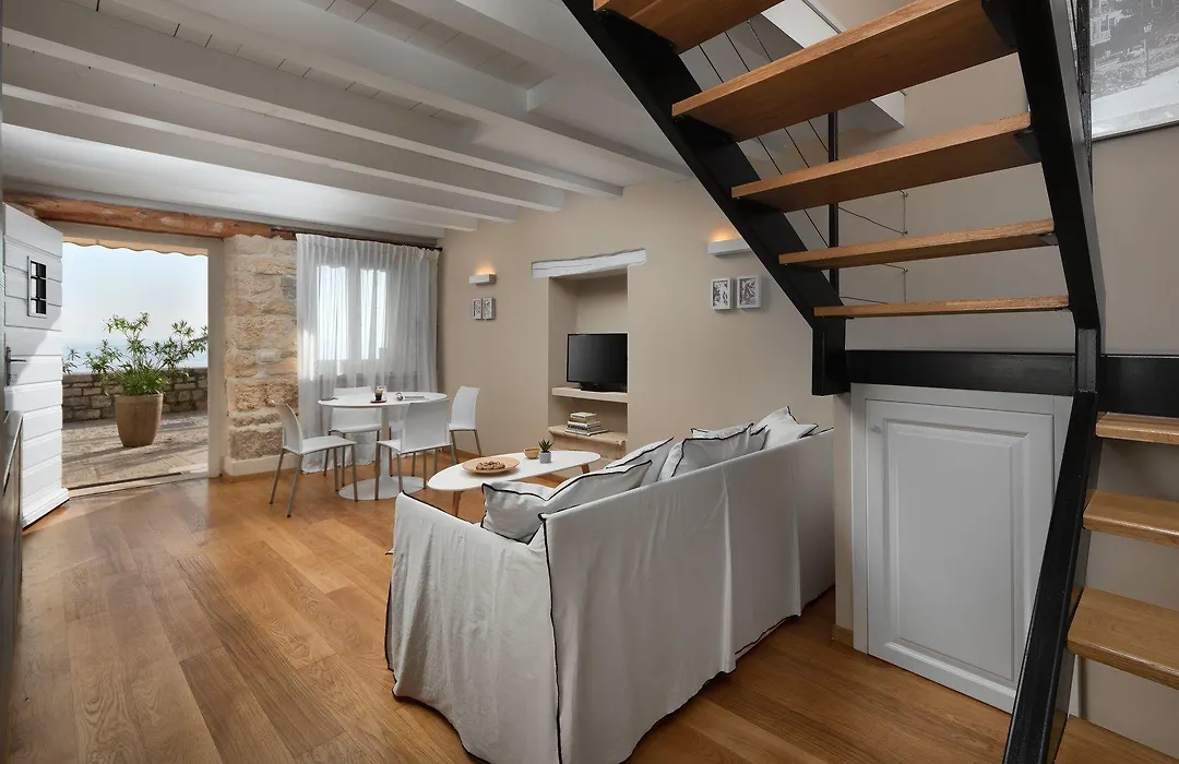 Dimore Apartment Monte-1