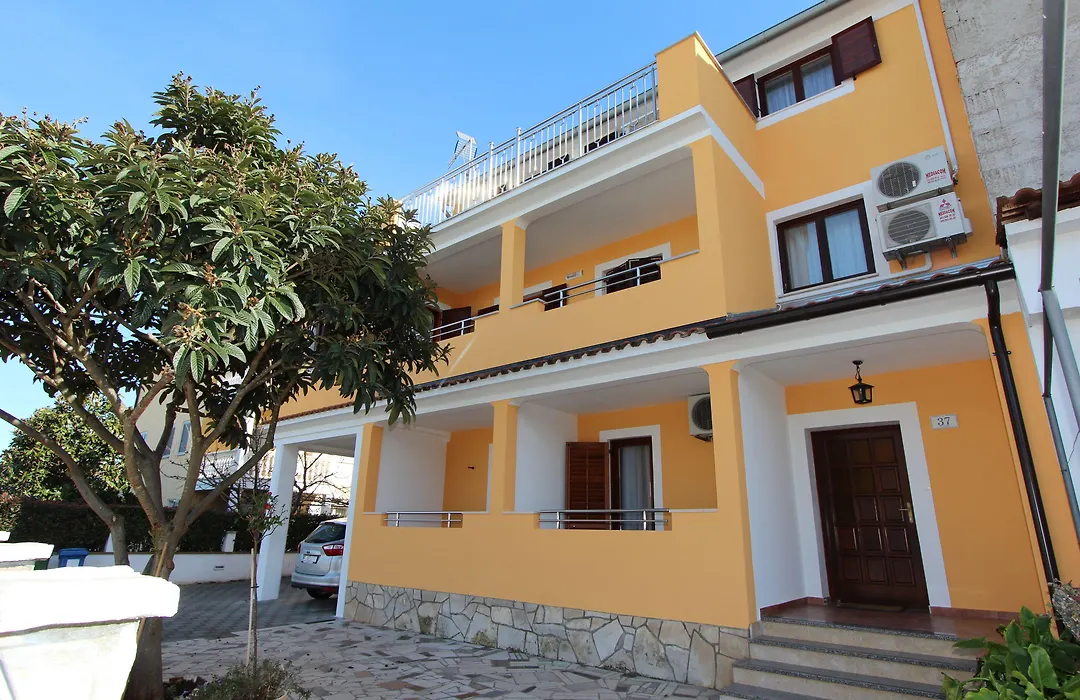 Rooms And Apartment Matosevic-1