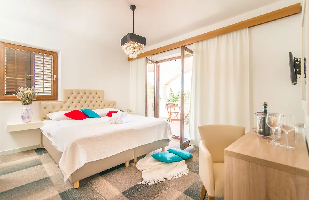 Hotel Villa Vrsar-1