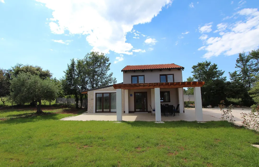 Holiday House Cuvi-1