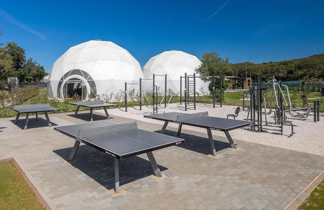 Camping Homes Mon Perin-1