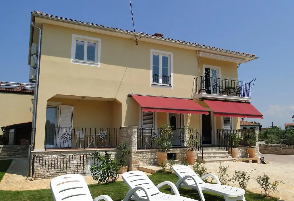 Apartments Villa Ela-1