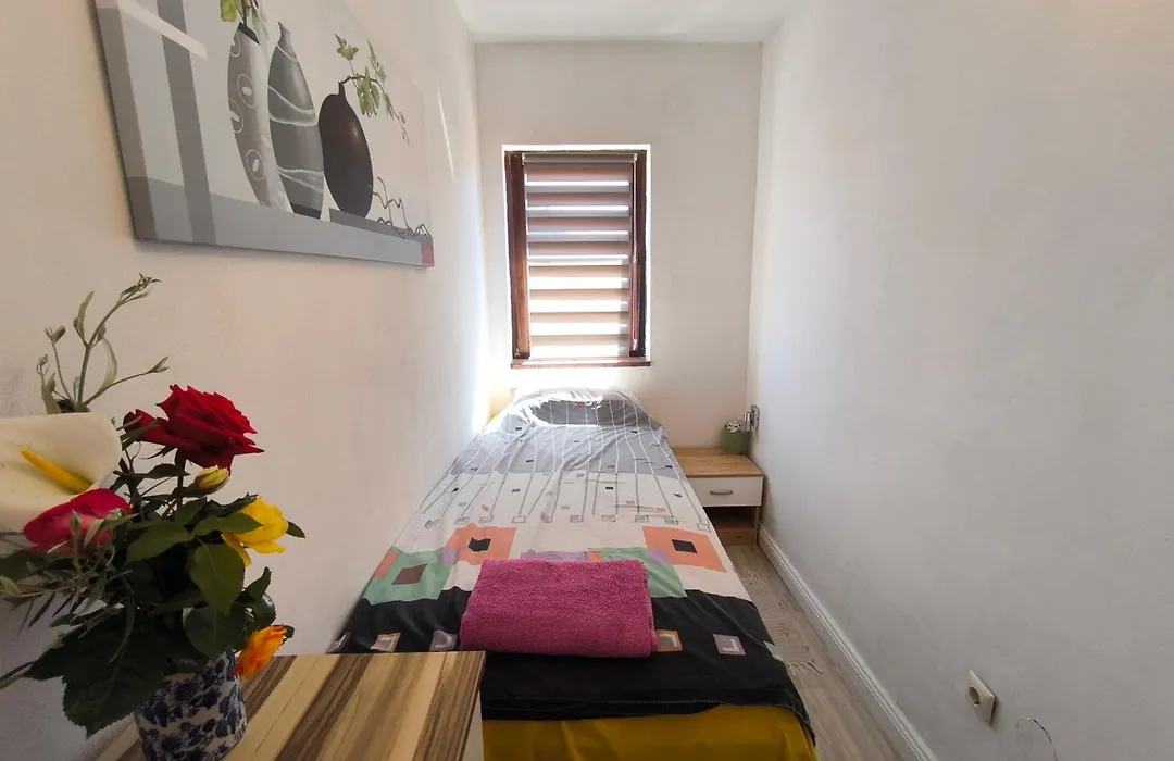 Holiday Home & Apartments Primavera-1