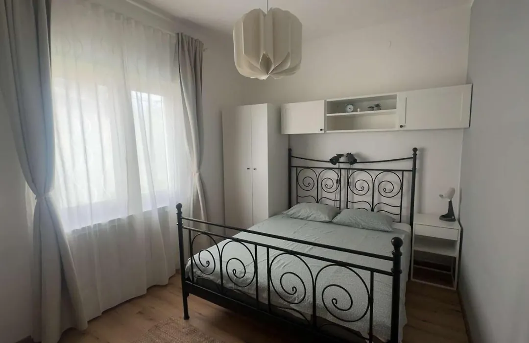 Apartments Mari-1