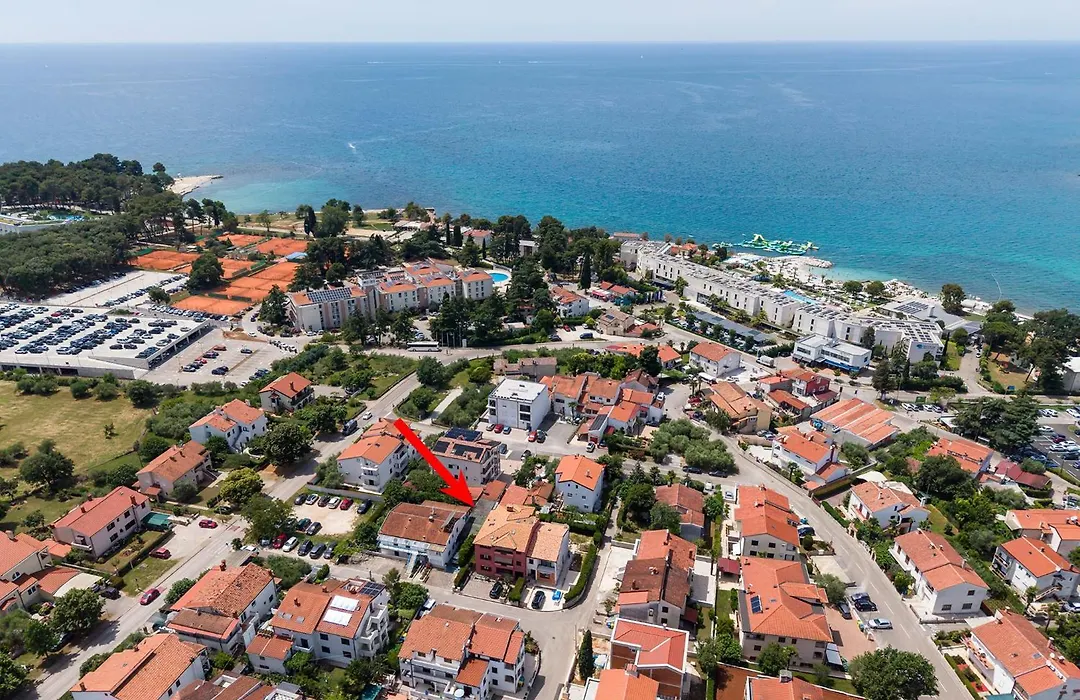 Apartments Banic Near Beach Porec-Spadici-1