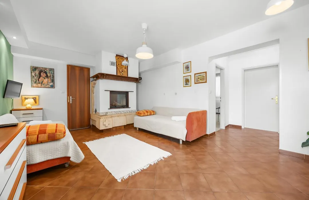 Apartments Mladenka-1