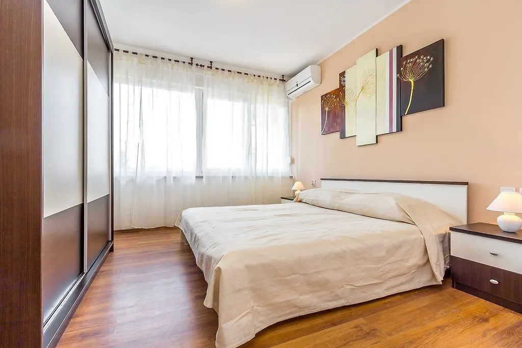 Penthouse Castropola-1