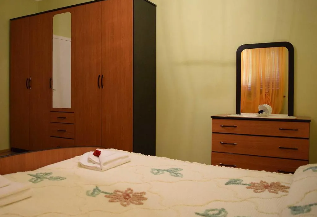 Guesthouse Marko-1