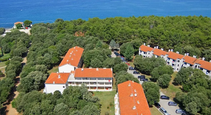 Lanterna Sunny Resort By Valamar-1