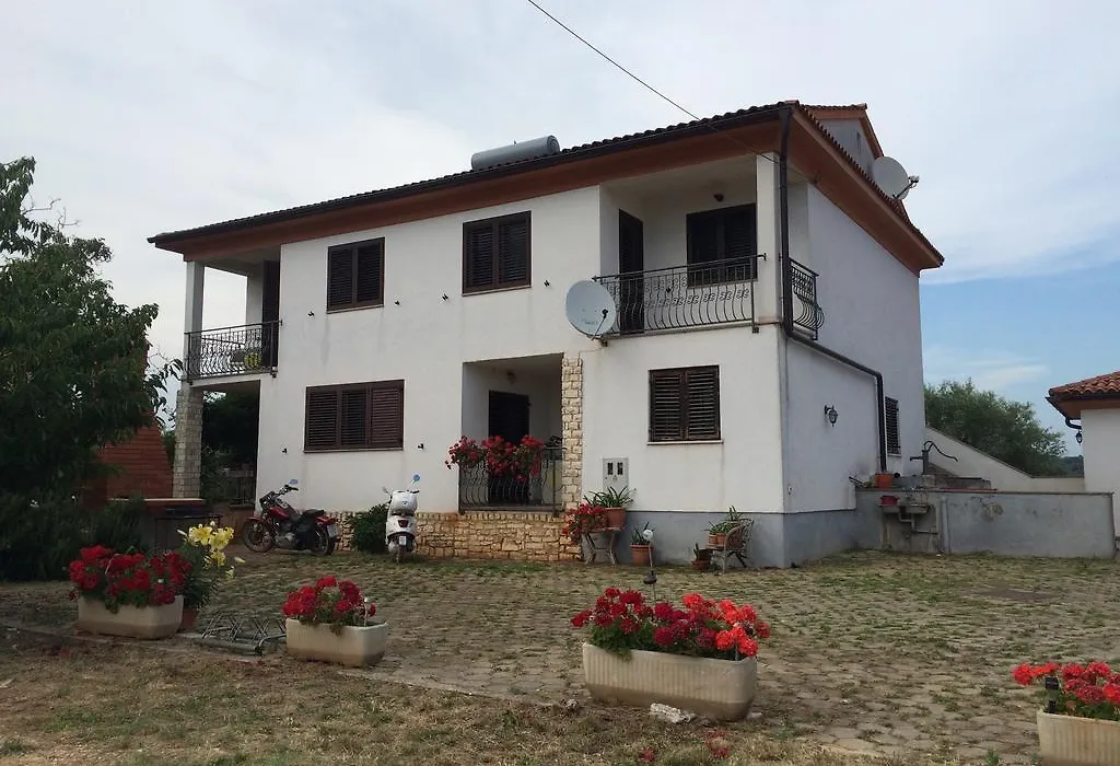 Apartments Bodi-1