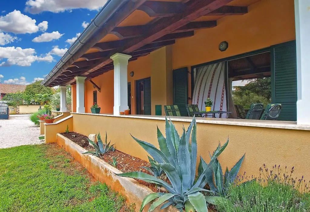 House Franko 1330-1
