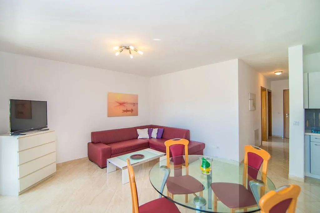Apartment Una 2-1