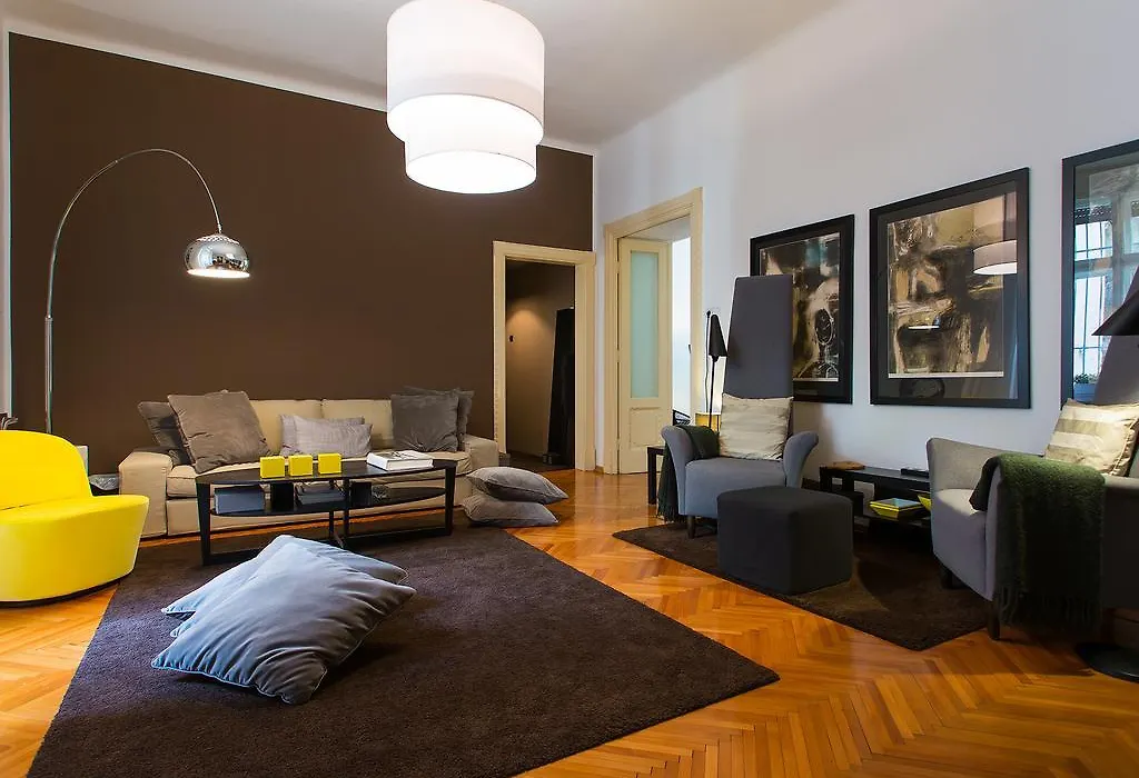 Valsabbion City Suite-1