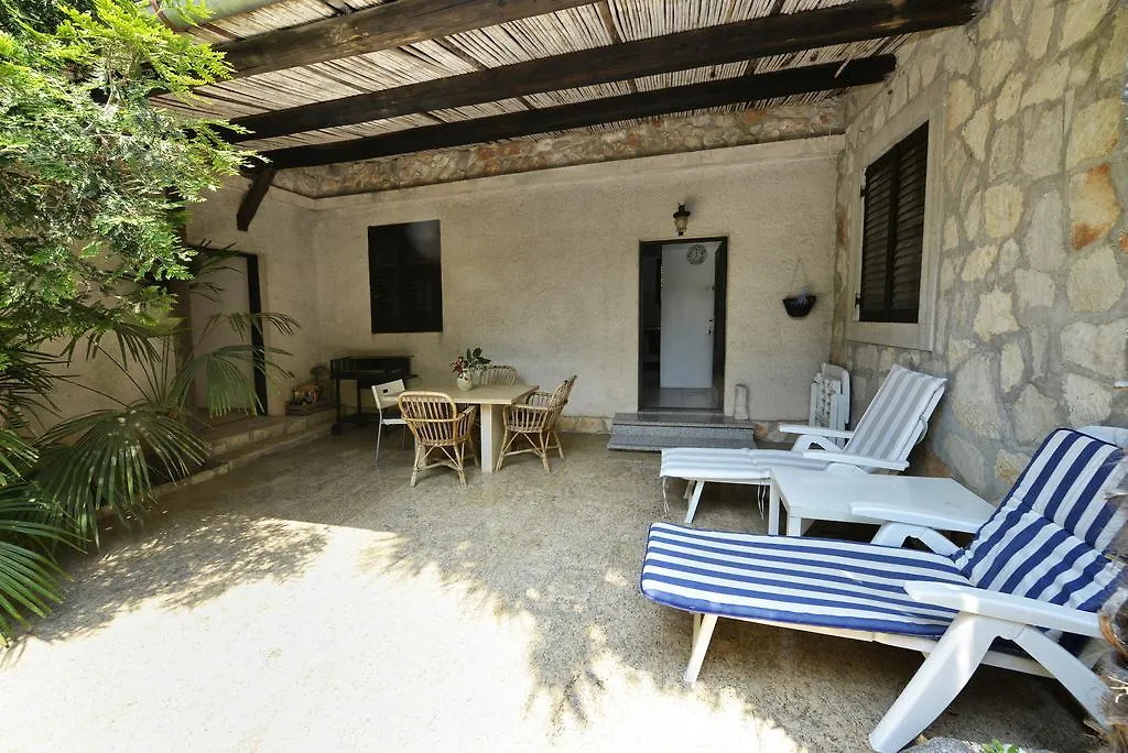 Villa Funtana-1